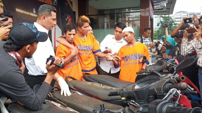 Spesialis Pencuri Motor Petani Diringkus Polda Jatim, Satu Pelaku di Dor