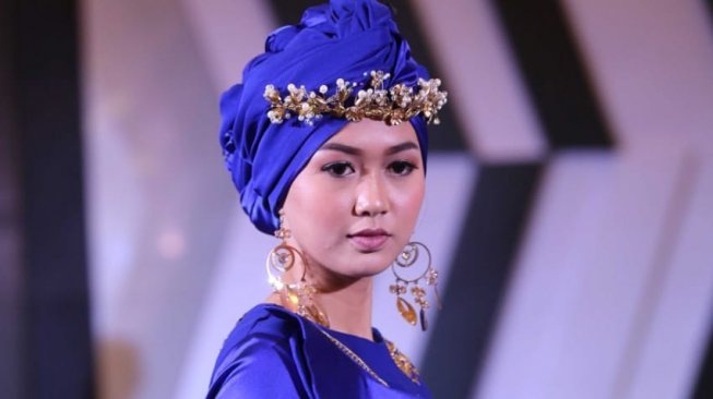 Model Hijab Untuk  Fashion  Show  Style  Hijab Terbaru