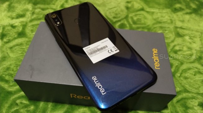 realme 3. [Suara.com/Tivan Rahmat]