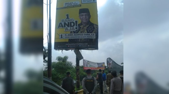 Bawaslu Kabupaten Tangerang Tertibkan 8 Ribu Alat Peraga Kampanye