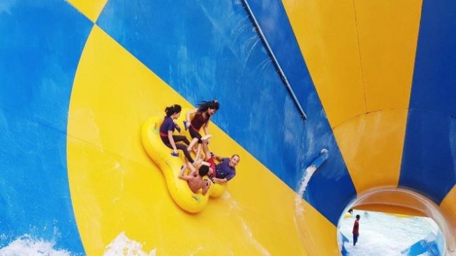 Suasana wahana bermain di SnowBay Waterpark. (Dok SnowBay Waterpark)