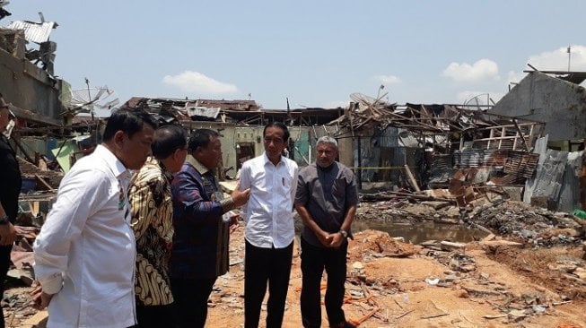 Jokowi Ajak Iriana ke Lokasi Bom Bunuh Diri Istri Abu Hamzah