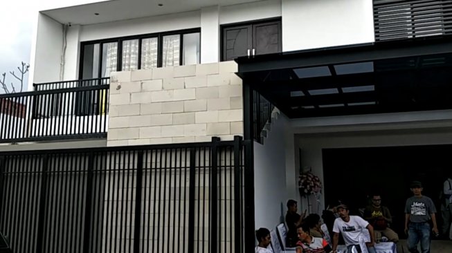 13+ Alamat Rumah Artis Di Jakarta Selatan Hangat