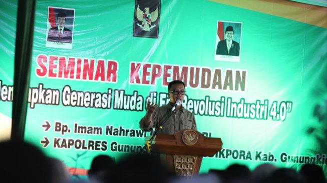 Menpora: Anak Muda Harus Kreatif Kembangkan Potensi Daerah