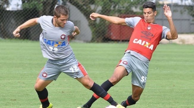 Calon gelandang asing PSS Sleman, Guilherme Batata, (kiri). (Dok. Globo Esporte)