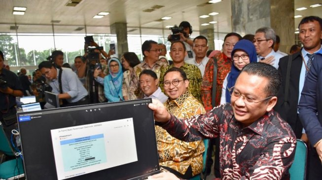 Bambang Soesatyo Ajak Anggota DPR Taat Lapor Pajak dan LHKPN