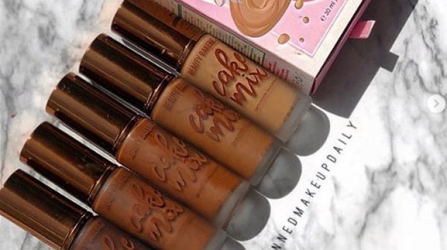 Beauty Bakerie Cake Mix Demi-Matte Foundation. (Instagram/@darkskinnedmakeupdaily)