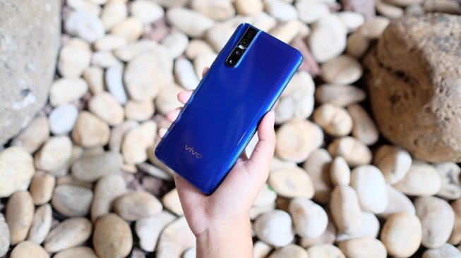 Vivo V15 Pro resmi tersedia di Indonesia, Jumat (22/3/2019). [Suara.com/Vivo Indonesia]