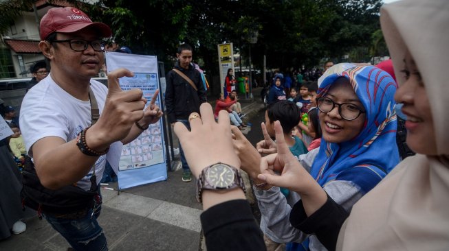 Sosialisasi Bahasa Isyarat di CFD