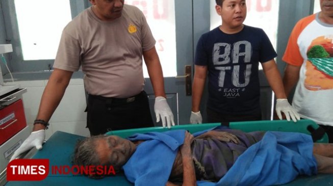 Sempat Mengerang Kesakitan, Mbah Sup Tergeletak Tanpa Busana di Jalanan