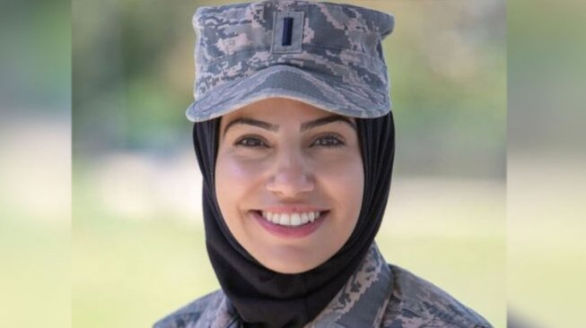 Perkenalkan, Maysaa Ouza 'Hijaber' Pertama di Kesatuan Militer AS