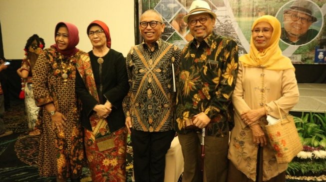 Penghormatan kepada Prof. Dr. Ir. Hadi S. Alikodra, MS., di IPB International Convention Center, Bogor, Jawa Barat, Sabtu (23/3/2019). (Dok : KLHK)