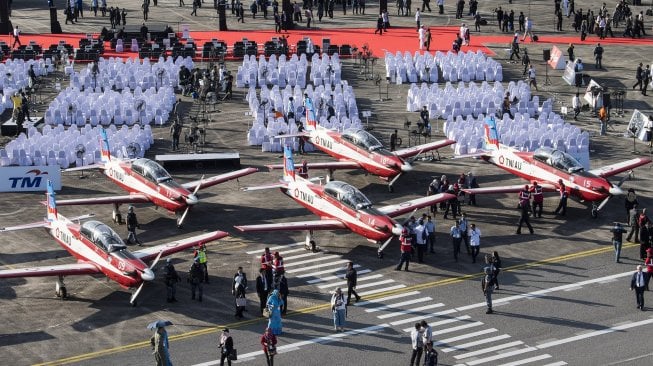 Pameran Langkawi International Maritime and Aerospace (LIMA) 2019 di Langkawi, Malaysia, Selasa (26/3). [ANTARA FOTO/M Agung Rajasa]