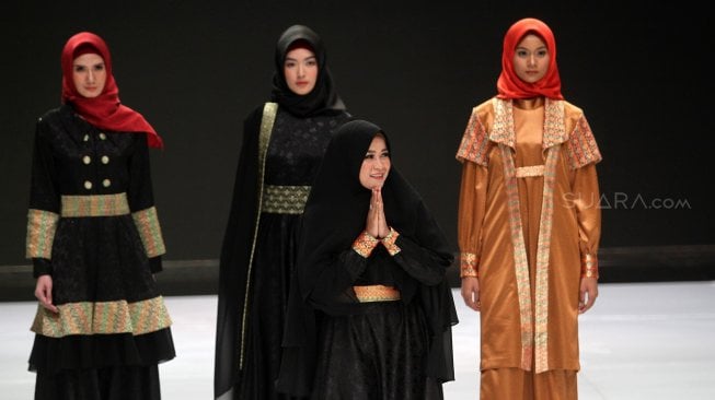 Eloknya Bumi Minang, Karya Perawat RSUD di Panggung IFW 2019