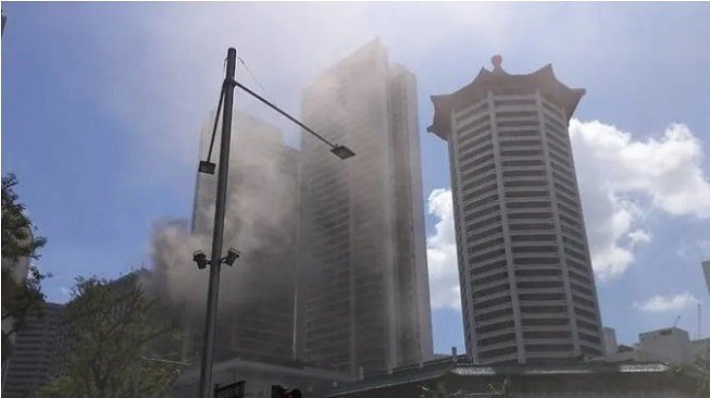 Heboh, Hotel Grand Hyatt Singapura Terbakar