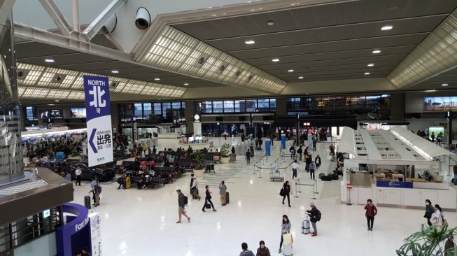 Bandara Narita di Jepang dinobatkan sebagai 10 besar bandara terbaik di dunia. (Shutterstock)