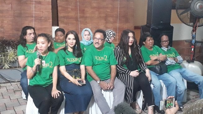 Peluncuran trailer dan poster Si Doel The Movie 2, di kawasan Karang Tengah Raya, Lebak Bulus, Jakarta Selatan, Rabu (27/3/2019). [Ismail/Suara.com]