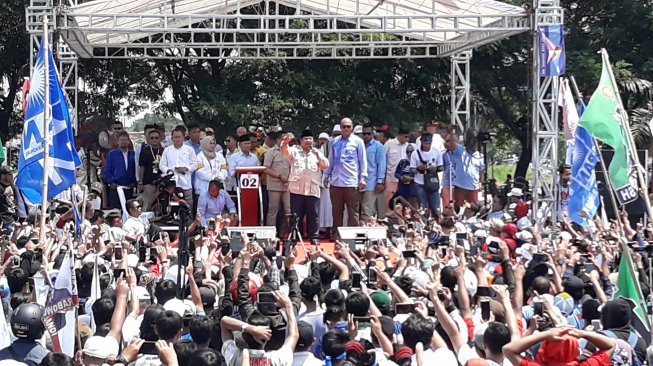 Prabowo Subianto kampanye di Karawang. (Suara.com/Novian)