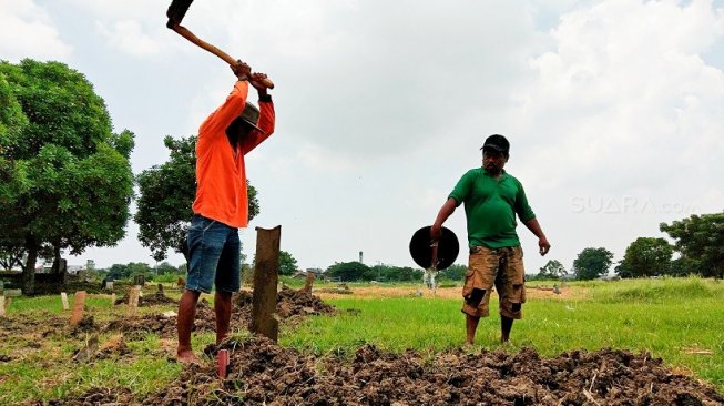 Kuburan tanpa nama di Tempat Pemakaman Umum (TPU) Tegal Alur, Jakarta Barat. (Suara.com/Fakhri)