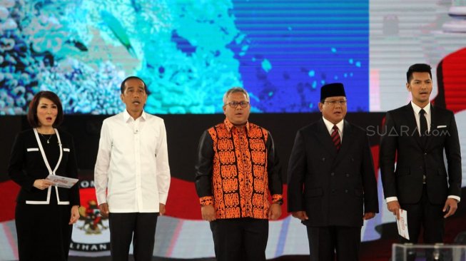 Panas! Jokowi - Prabowo Silang Pendapat soal Pertahanan Nasional