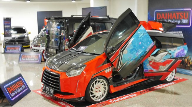 Mobil peserta kontes modifikasi Daihatsu Dress-Up Challenge 2019 di Surabaya. [Dok. ADM]