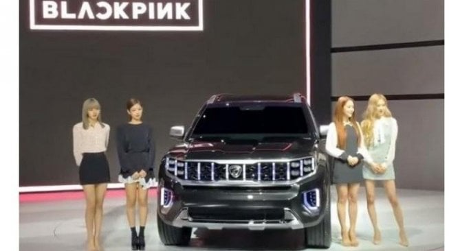 Blackpink dan Kia Masterpiece di Seoul Motor Show 2019 [YouTube/Blackpink update].