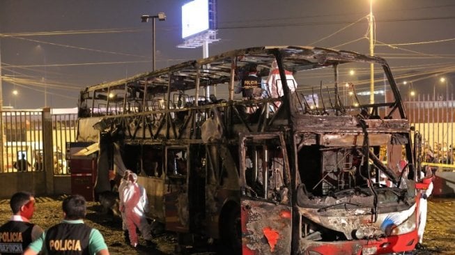 Mengerikan, 20 Orang Tewas Terpanggang Saat Bus Terbakar di Peru