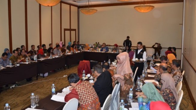 Wakil Ketua Komisi II DPR RI Herman Khaeron  pertemuan dengan jajaran mitra kerja di Banten. (Dok : DPR)