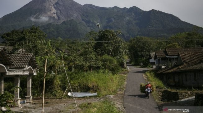 Merapi Meletus, Penerbangan ke Yogyakarta Diminta Waspada