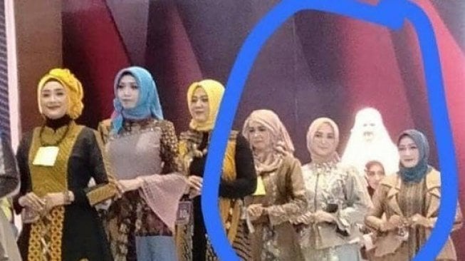 Foto Jepretan Istri Wali Kota Malang Ini Gegerkan Warga