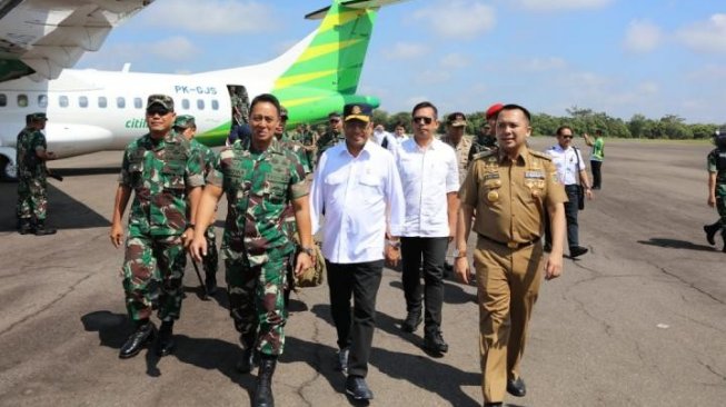 Pemprov Mewujudkan Bandara Gatot Subroto Way Kanan Jadi Penerbangan Sipil