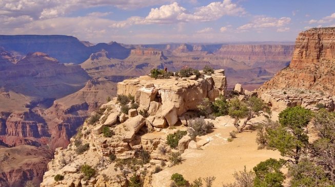 Selfie di Grand Canyon, Wisatawan Makau Terpeleset hingga Tewas Terjatuh