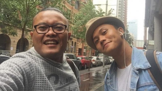 Pacar Sule Kabarnya Teman Nongkrong Rizky Febian, Siapa Tuh? 