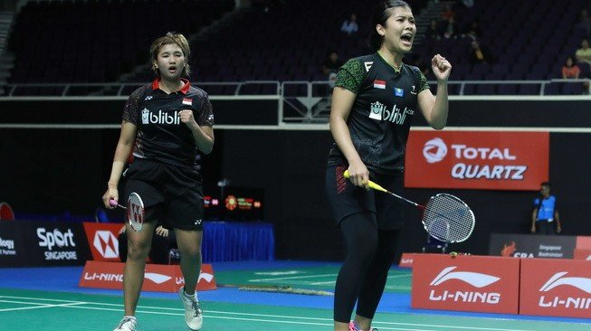 Pasangan ganda putri Indonesia, Yulfira Barkah/Jauza Fadhila Sugiarto, melaju ke babak kedua Singapore Open 2019 usai menundukkan Ng Tsz Yau/Yeun Sin Ying (Hong Kong), Selasa (9/4/2019). [Humas PBSI]