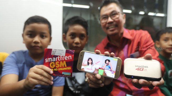 Uji Jaringan Smartfren di Jalur Bawah Tanah MRT