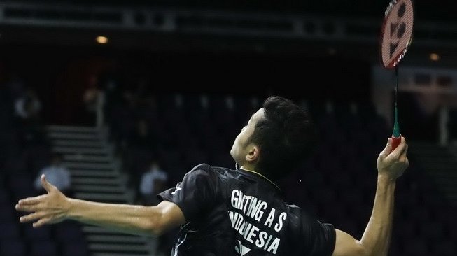 Pebulutangkis tunggal putra Indonesia, Anthony Sinisuka Ginting, melaju ke babak kedua Singapore Open 2019 usai menumbangkan Wang Tzu Wei (China Taipei), Rabu (10/4/2019). [Humas PBSI]