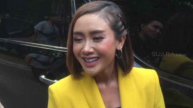 Keuangan Menipis Karena Corona, Cita Citata: Setelah Ini Harus Nabung