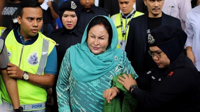 Istri Mantan PM Malaysia Divonis 30 Tahun Penjara Dan Denda Rp 3,2 Triliun