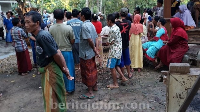 Heboh, Jasad Nelayan Ini Ditemukan Sujud di Laut