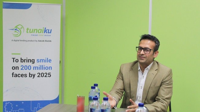 Vishal Tulsian, Managing Director Amar Bank menyampaikan tentang pentingnya literasi keuangan. (Dok. Tunaiku)