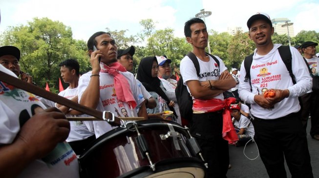 Kampanye Jokowi di GBK Membludak, Taman Semanggi Jadi Tempat Parkir Dadakan