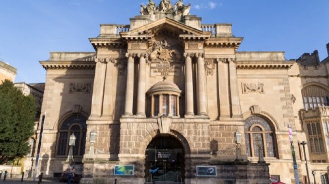 Bristol Museum and Art Gallery. (Shutterstock)