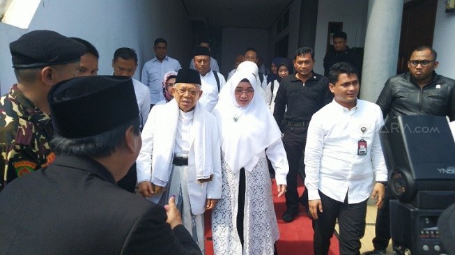 Maruf Amin Berzikir Sepanjang Jalan ke TPS Diiringi Salawat