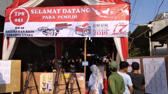 LIVE: Suasana di Lokasi TPS Ma'ruf Amin