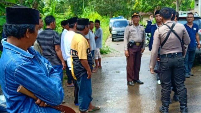 Polisi Bekuk Lima Pelaku Penembakan Massa Caleg di Sampang