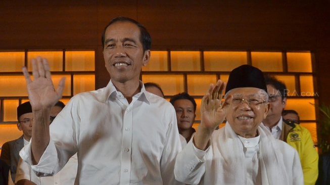 Sempat Anjlok Pada Juli Lalu, Kepuasan Publik Terhadap Kinerja Jokowi-Ma&#039;ruf Kini Capai 70 Persen