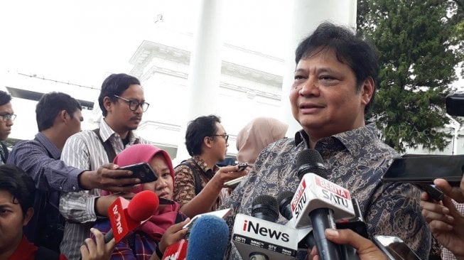 Ketum Golkar Tantang Prabowo Kasih Bukti Menang 62 Persen