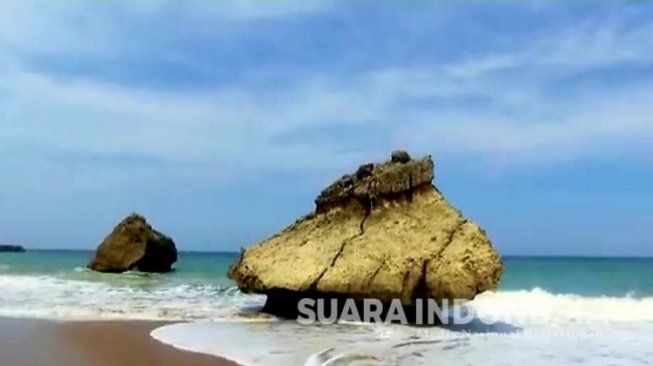 Desa Ngadipuro, Surganya Pantai di Blitar