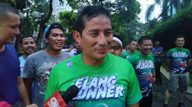 Sebut Istilah 'Iktikaf Run', Sandiaga Uno Disentil Putri Gus Mus