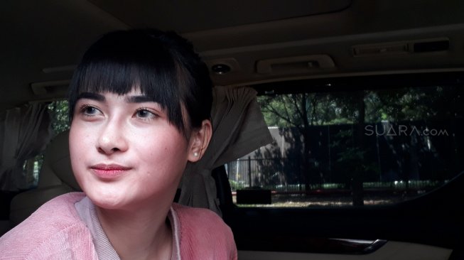 Hina Barbie Kumalasari, Ini Motif Wulan Yee